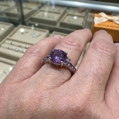 Celia Virelyn Ring | Hvidguld