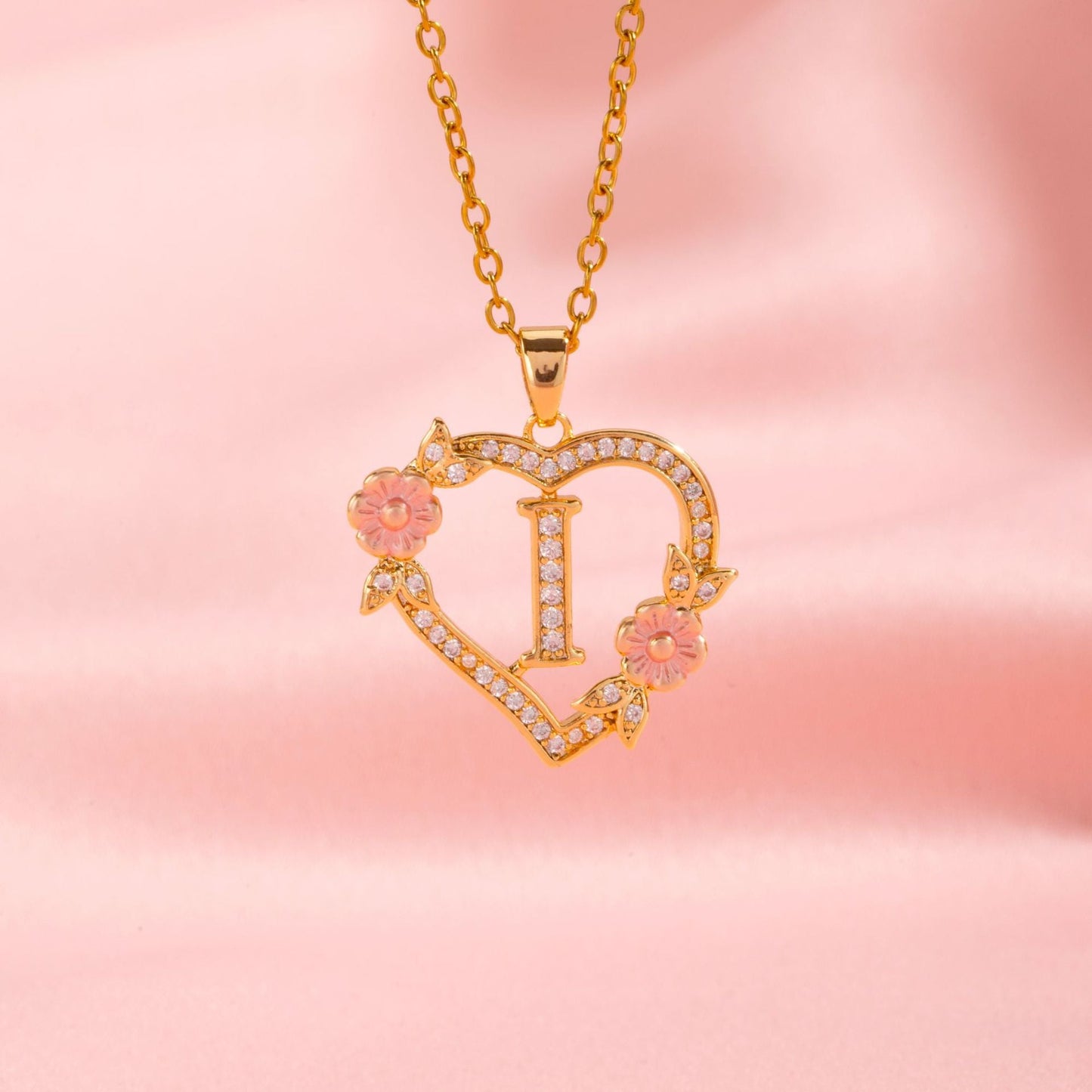 Floral Charm Initial Halskæde | Guld