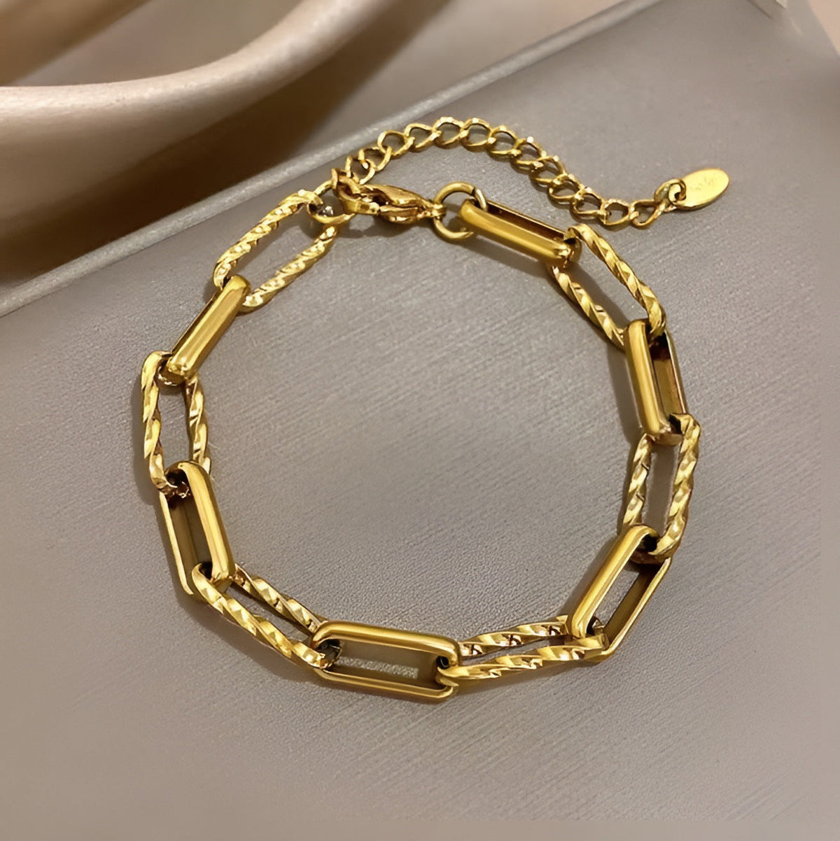 Chunky Link Lorielle Armbånd | Guld