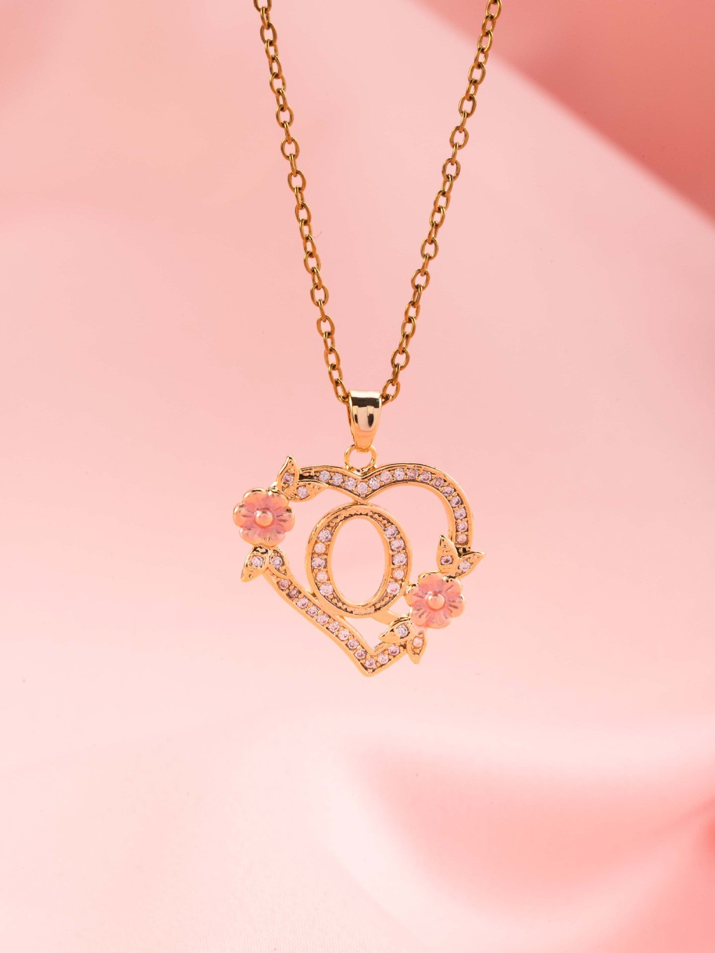 Floral Charm Initial Halskæde | Guld