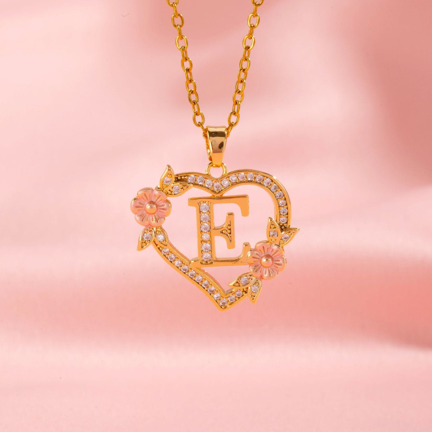 Floral Charm Initial Halskæde | Guld