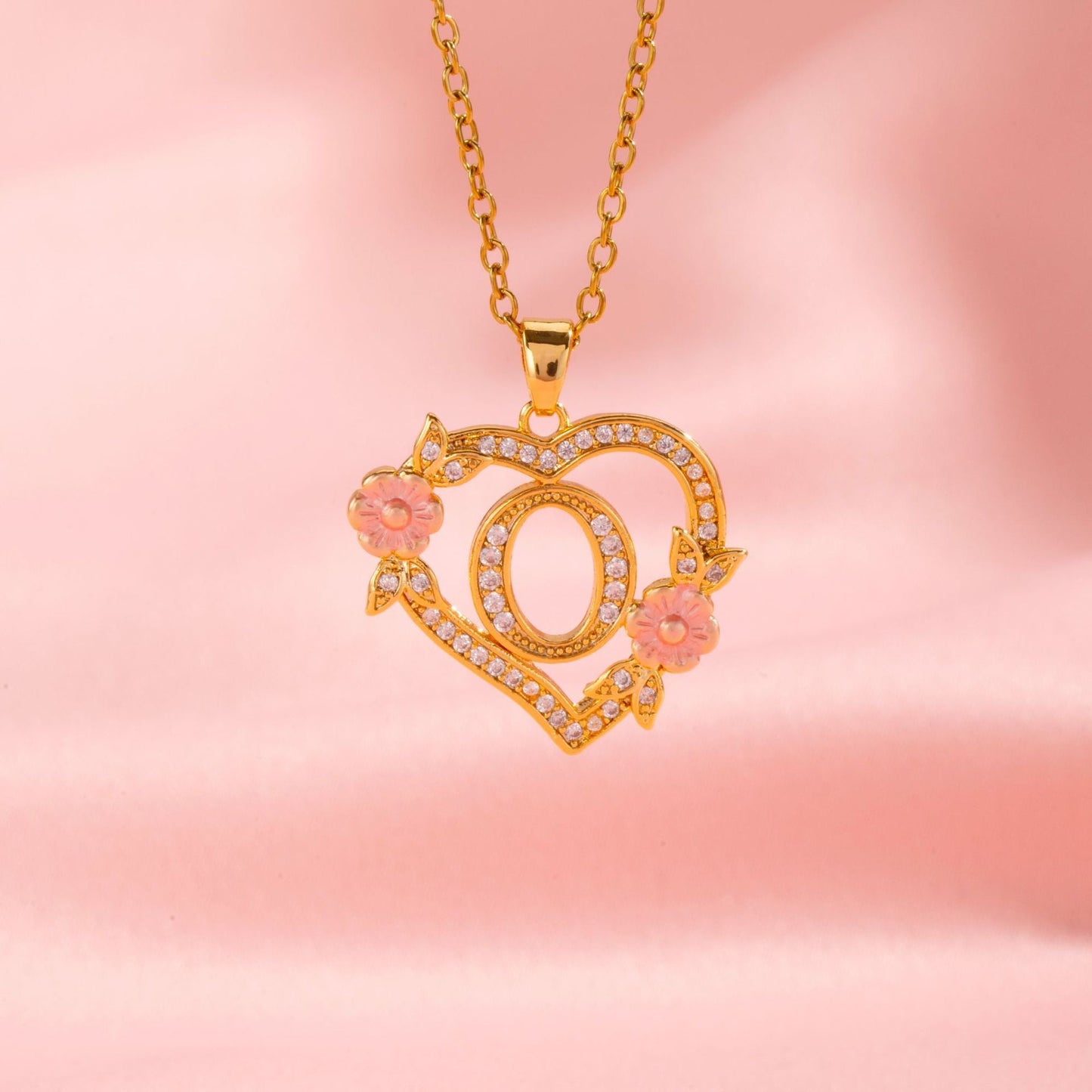 Floral Charm Initial Halskæde | Guld