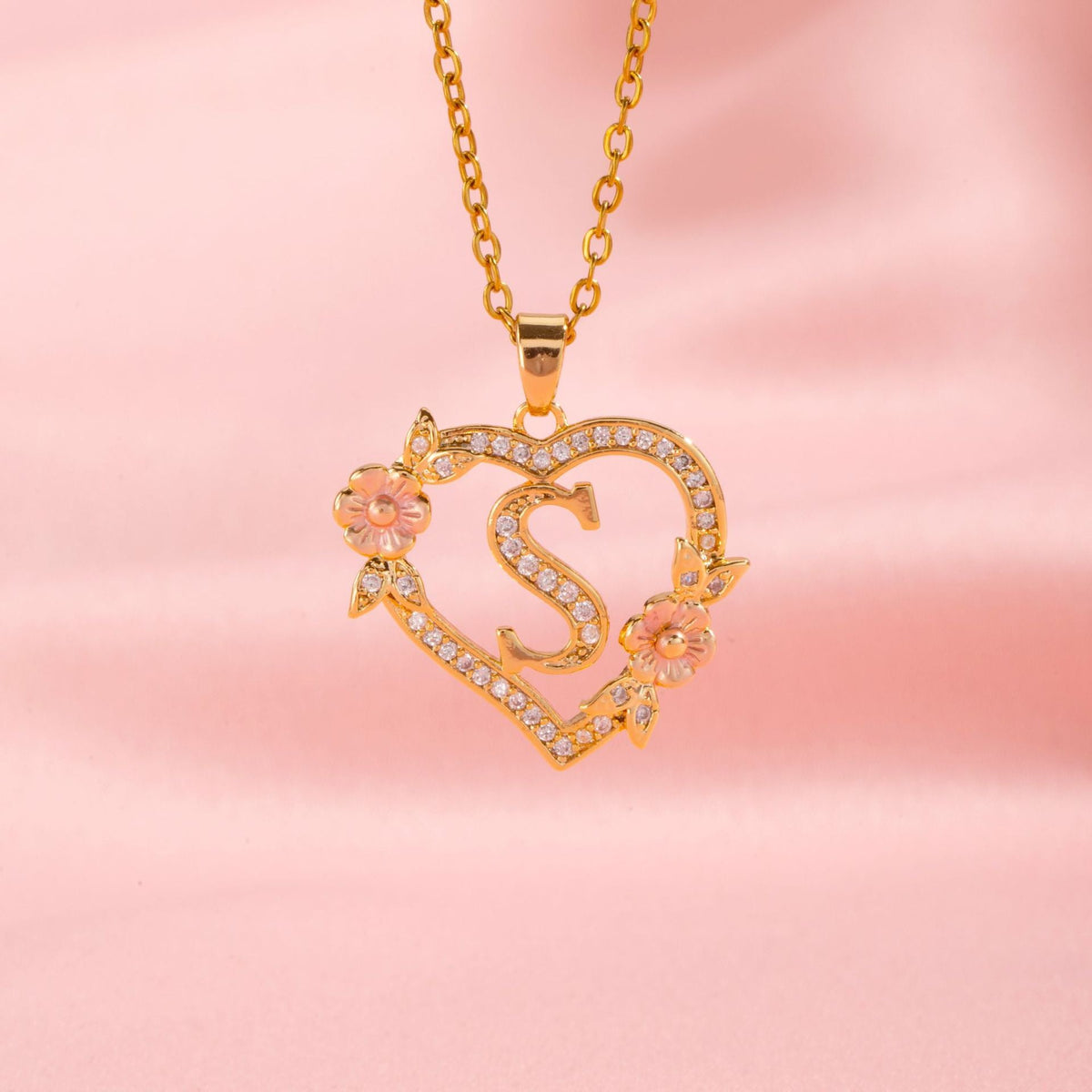 Floral Charm Initial Halskæde | Guld
