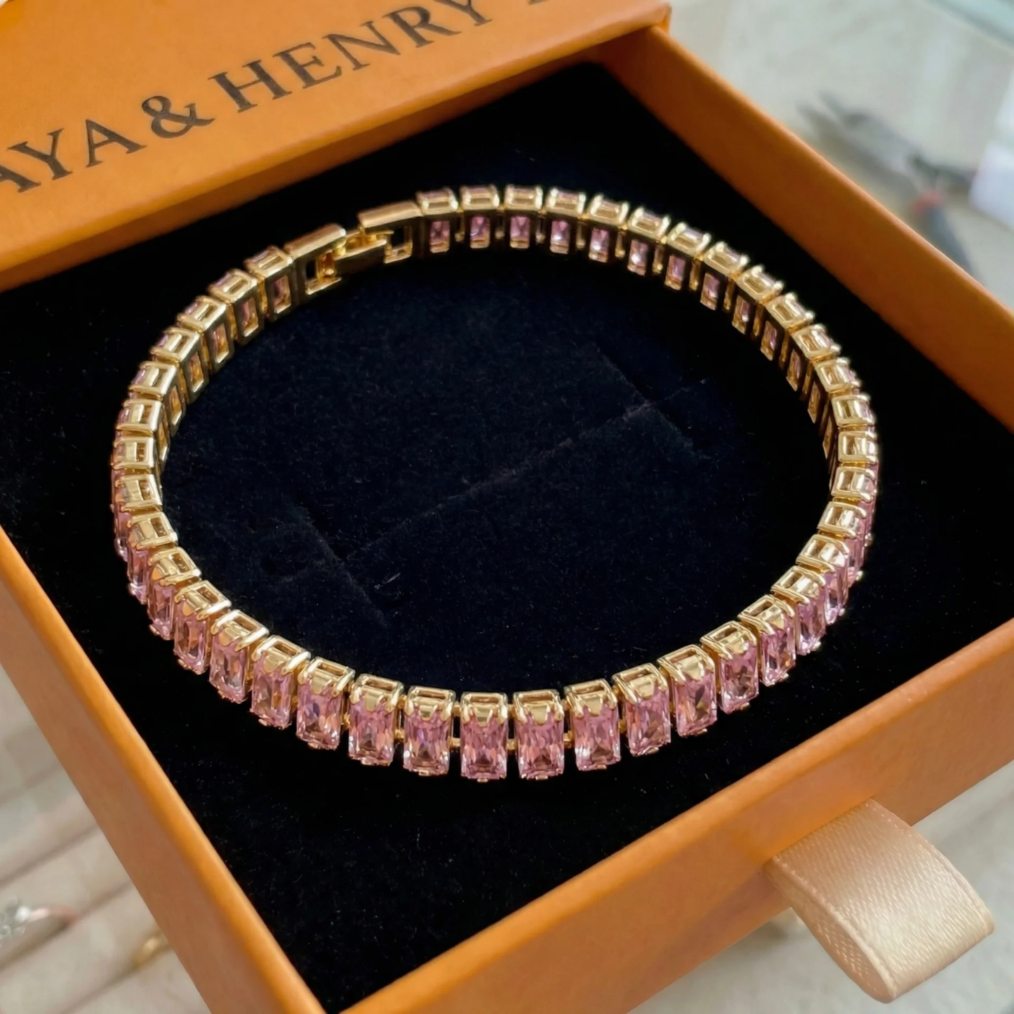 Pink Safir Vertéa Tennisarmbånd | Guld
