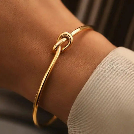 Gylden Knude Justerbart Armbånd